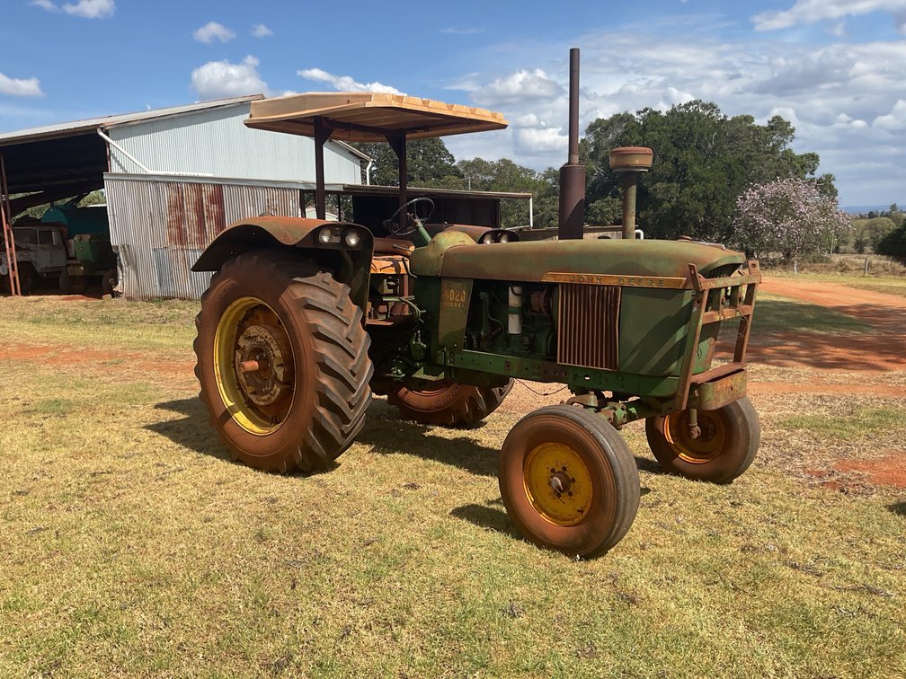 JOHN DEERE 4020 TRACTOR