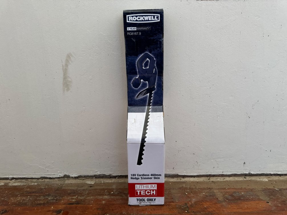 NEW ROCKWELL 18V CORDLESS HEDGER TRIMMER