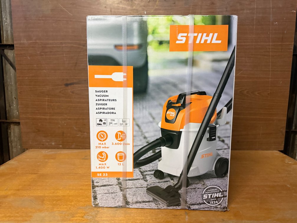 NEW STIHL 1400W ELECTRIC VACUUM