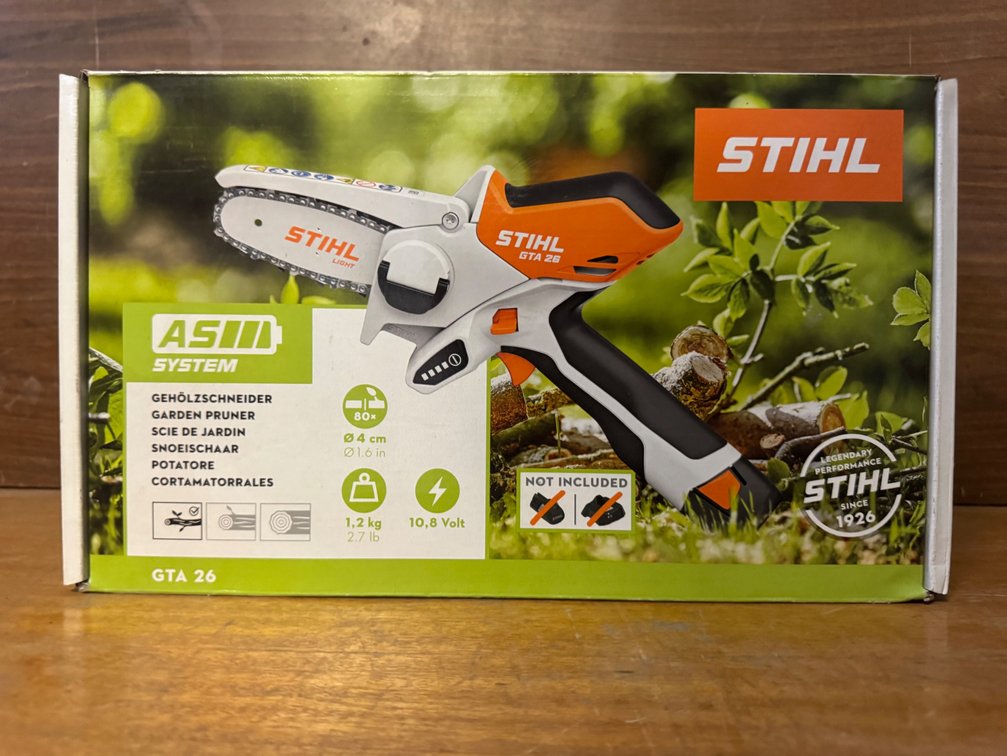 NEW STIHL 10.8V CORDLESS PRUNER