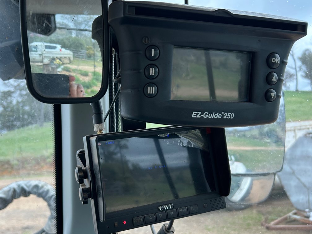 TRIMBLE EZ-GUIDE 250 ASSISTED STEERING SYSTEM