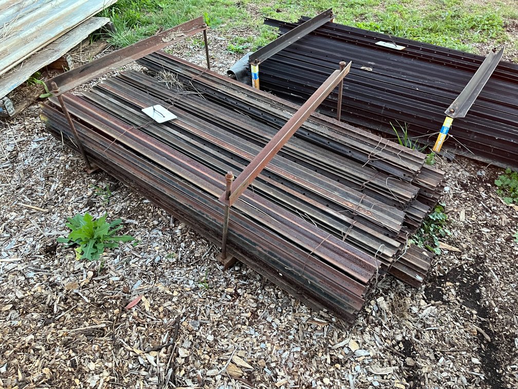 160 x WARATAH 1650MM STEEL STAR PICKETS (UNUSED)
