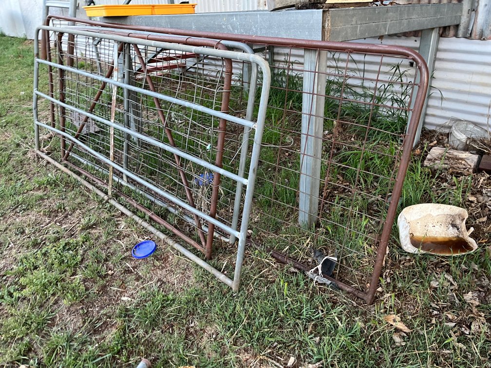 4 x ASSORTED FIELD GATES