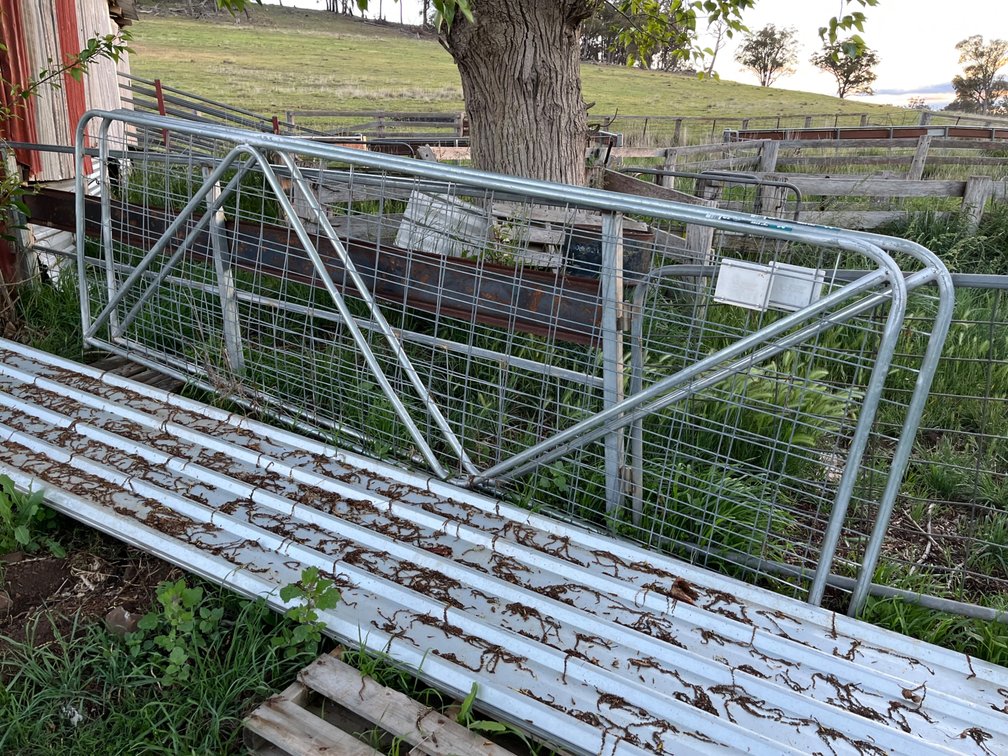 2 x GALVANISED 12FT N STAY FIELD GATES
