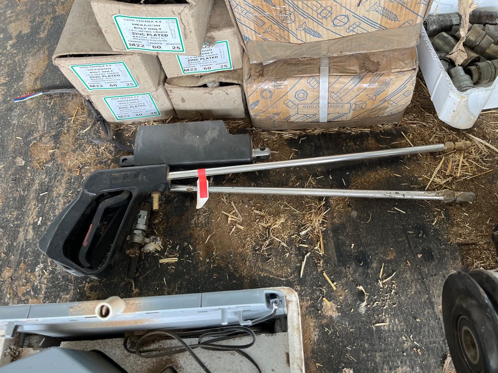 Lot 1219