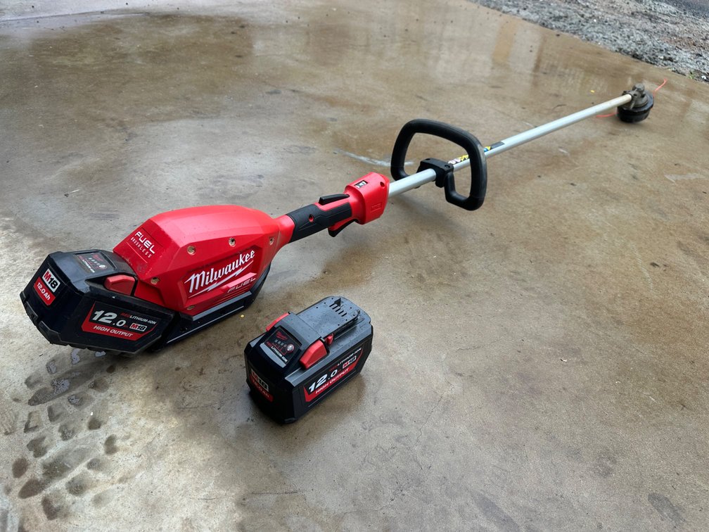 MILWAUKEE - 18v LINE TRIMMER & 2 x 12Ah BATTERIES