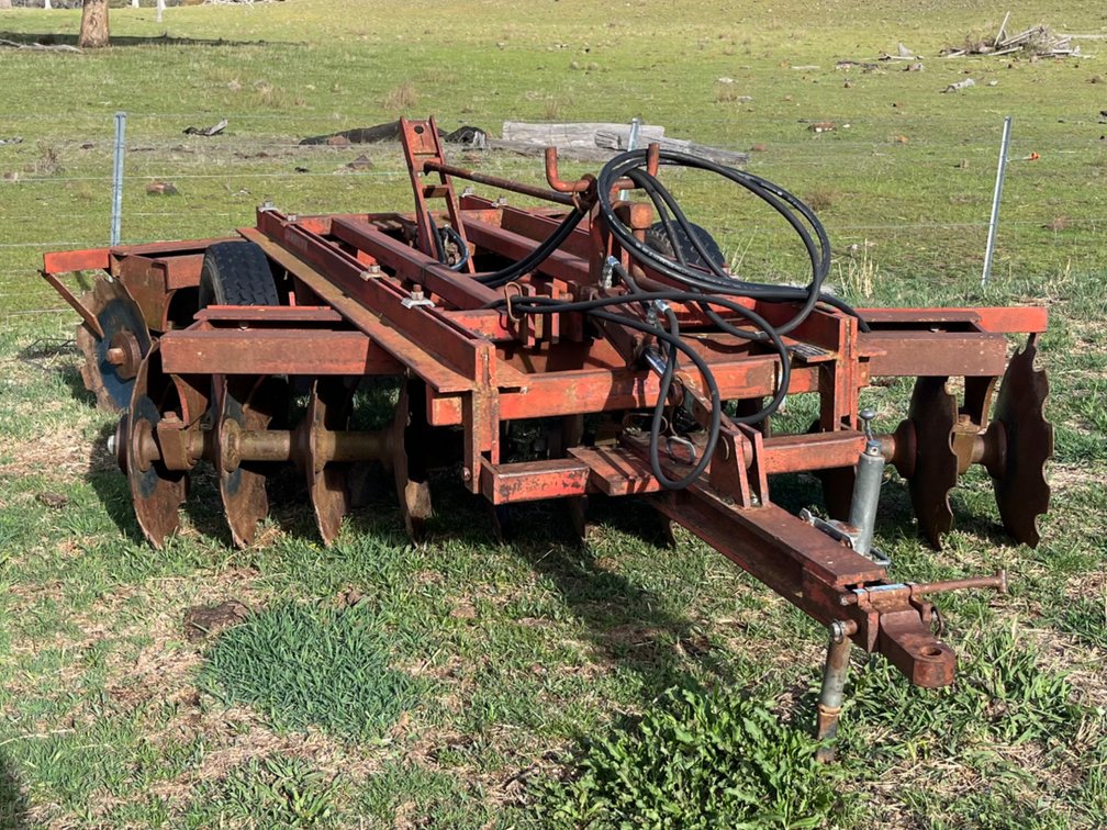 JARRETT TRAILING HYDRAULIC DISC HARROWS