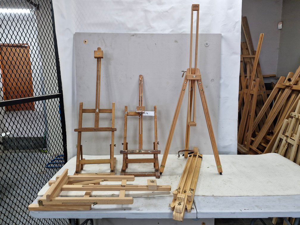 Five Wooden Artist Easels – Approx. 100–117 cm High