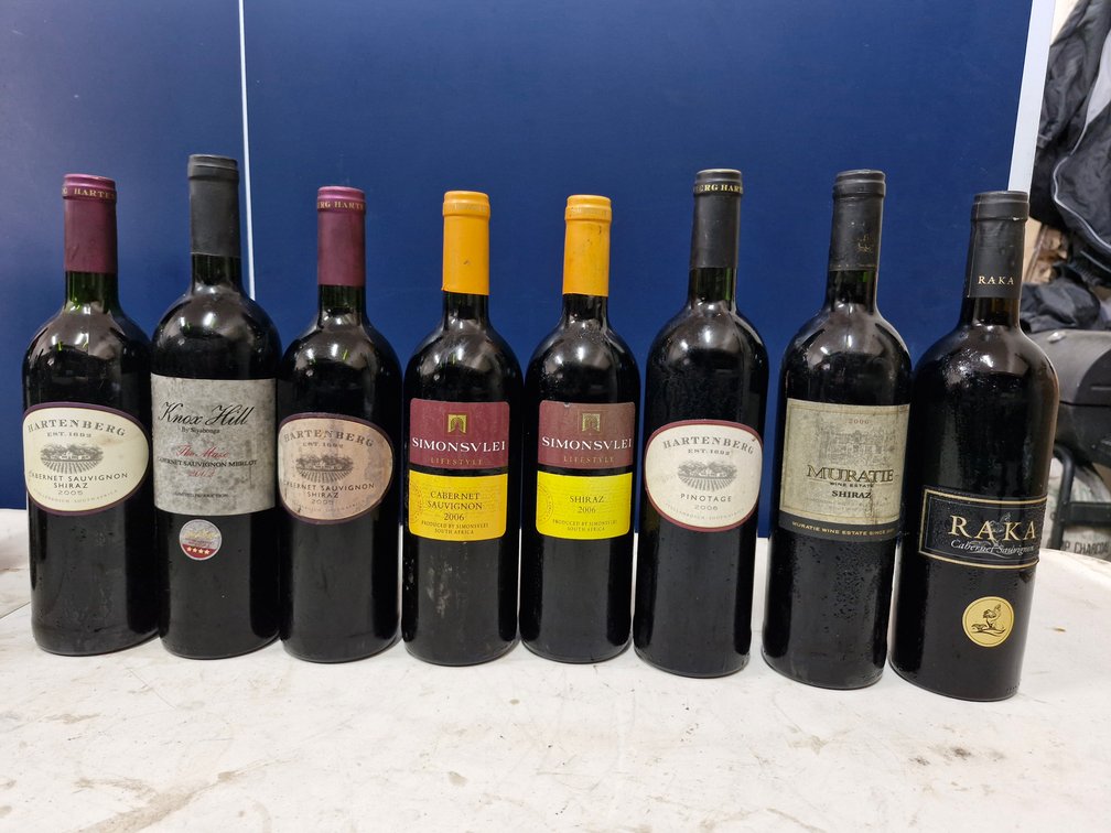 Eight South African Red Wines including Hartenberg, Muratie and Raka