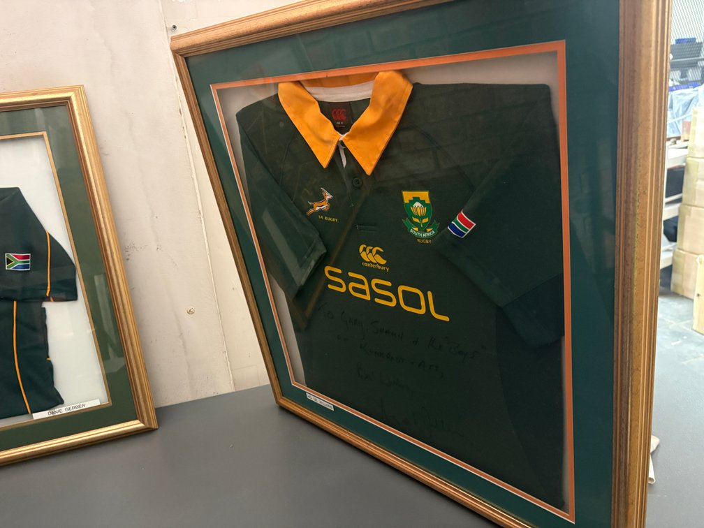 Framed H.O. de Villiers Signed Springbok Rugby Jersey – HIGHLY COLLECTIBLE