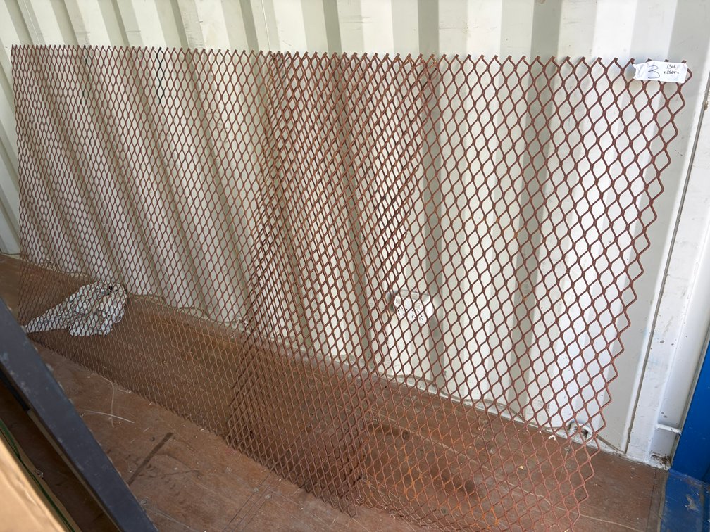 Steel Mesh Sheet – Approx. 130 x 240 cm