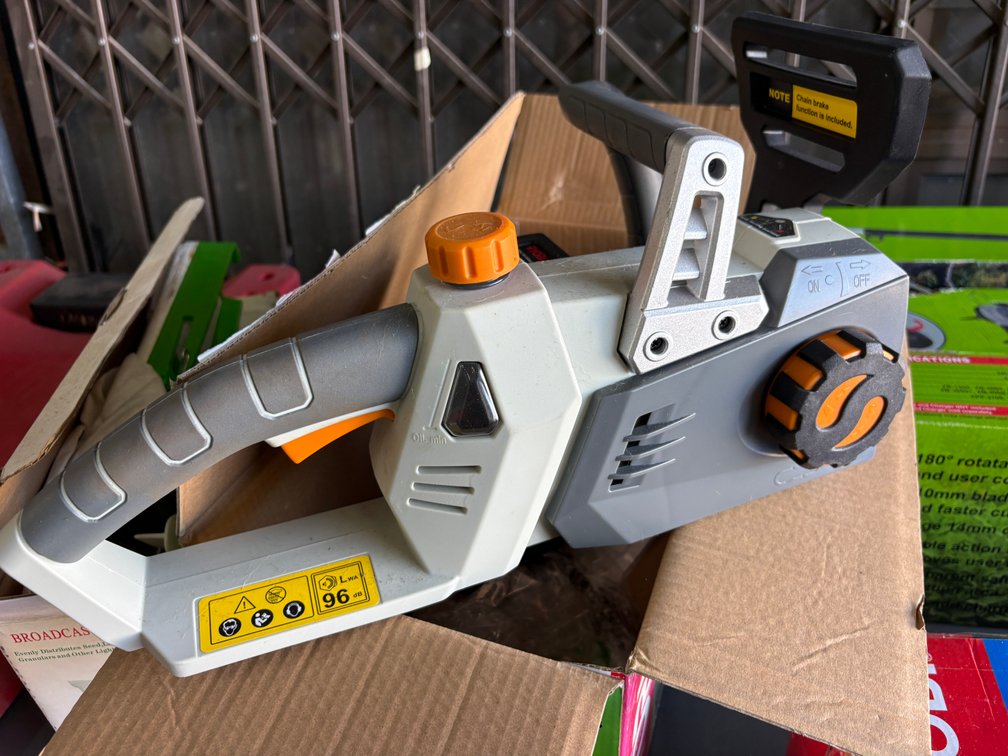 Ryobi XCS-355 Plus 36V Cordless Chainsaw