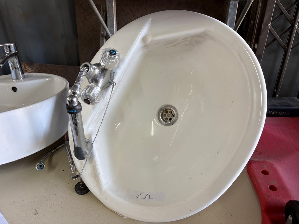 Oval Ceramic Basin with Cobra Tap