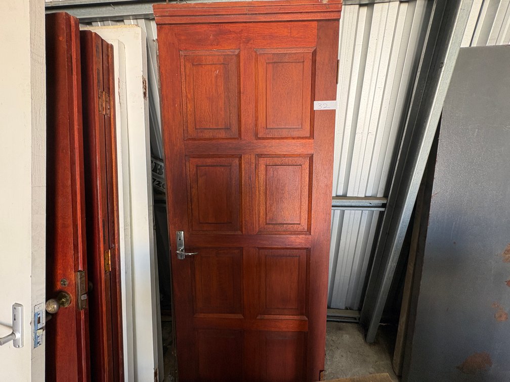 Mixed Lot of Internal and Exterior Doors – PREMIUM LOT