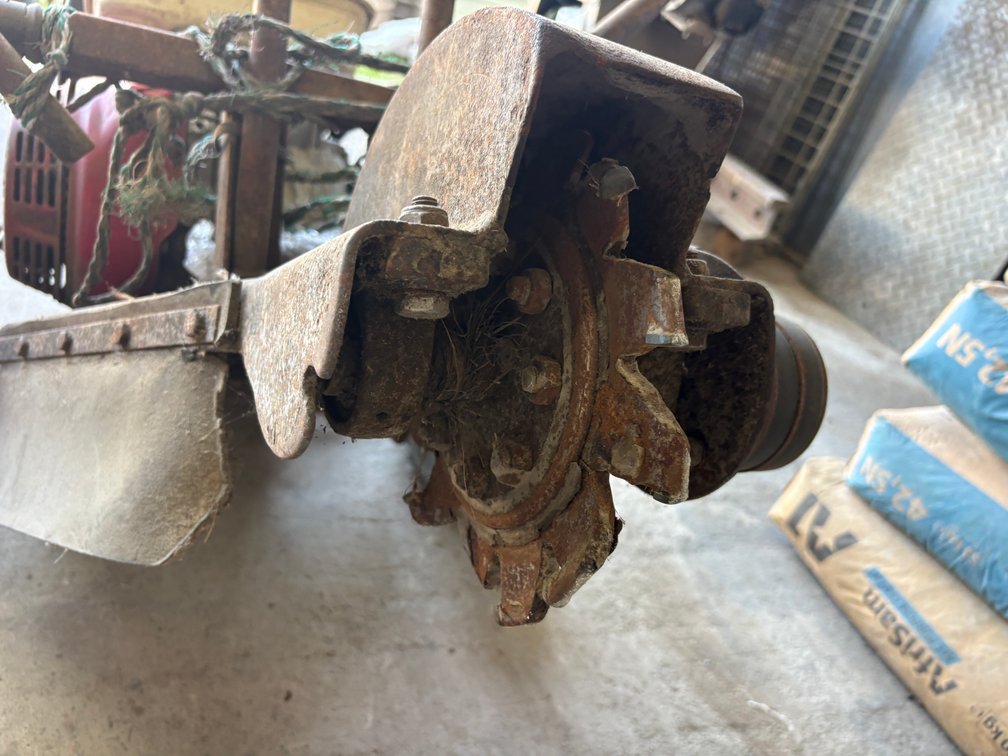 Petrol-Powered Walk-Behind Trench Digger Grounds Machine – PREMIUM LOT