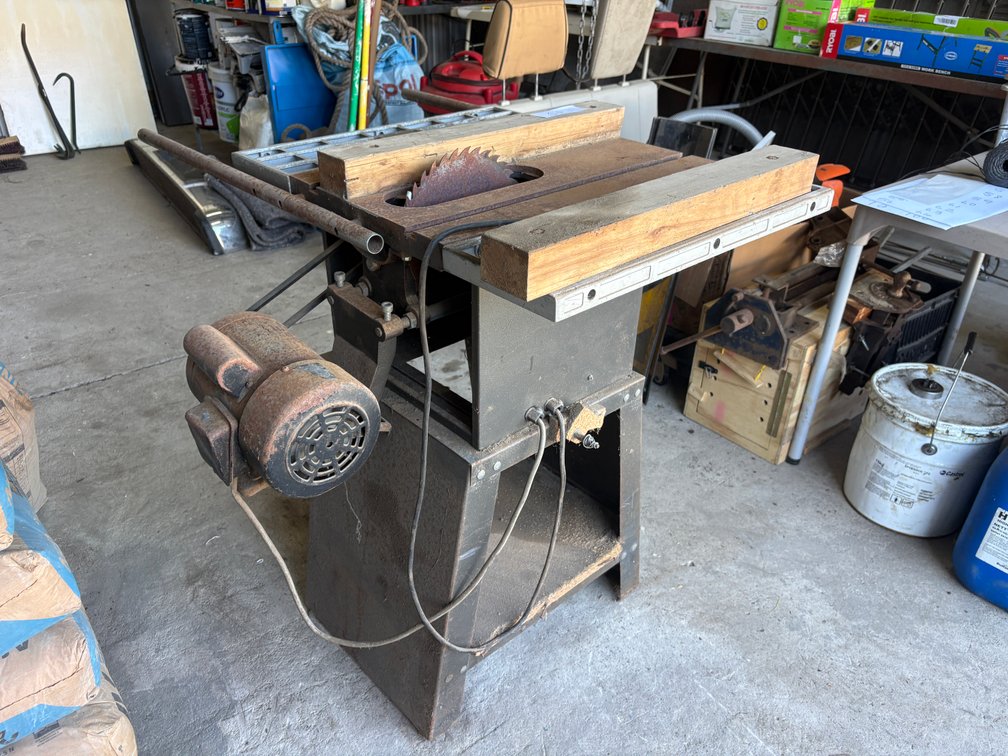 10-Inch Table Saw - Working