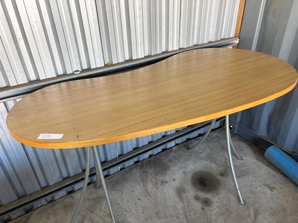 Folding Oval Conference / Banquet Table – Approx. 175 x 70 cm