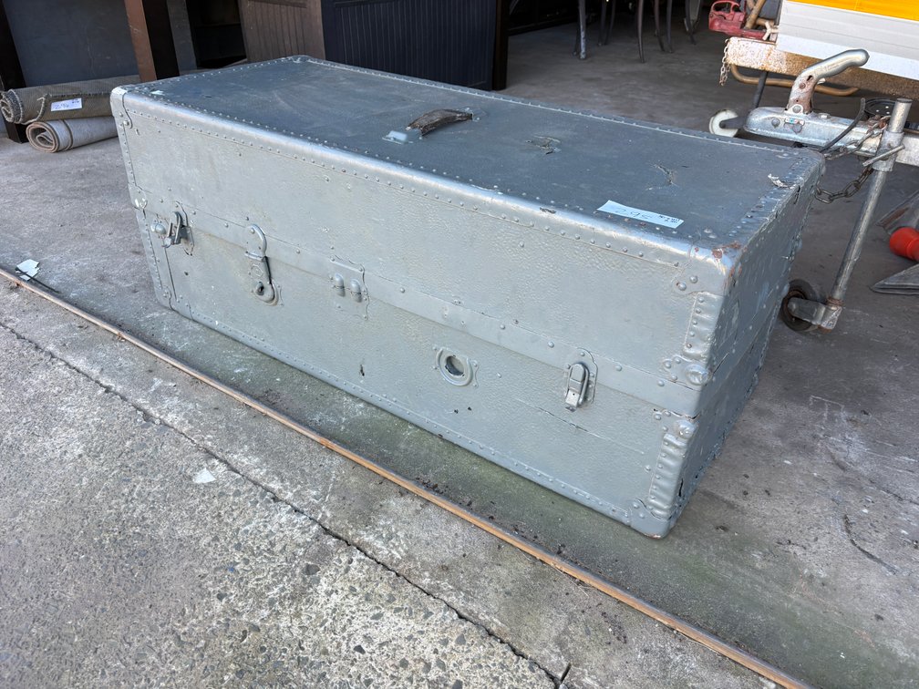 Large Storage Trunk – Approx. 160 x 80 x 50 cm