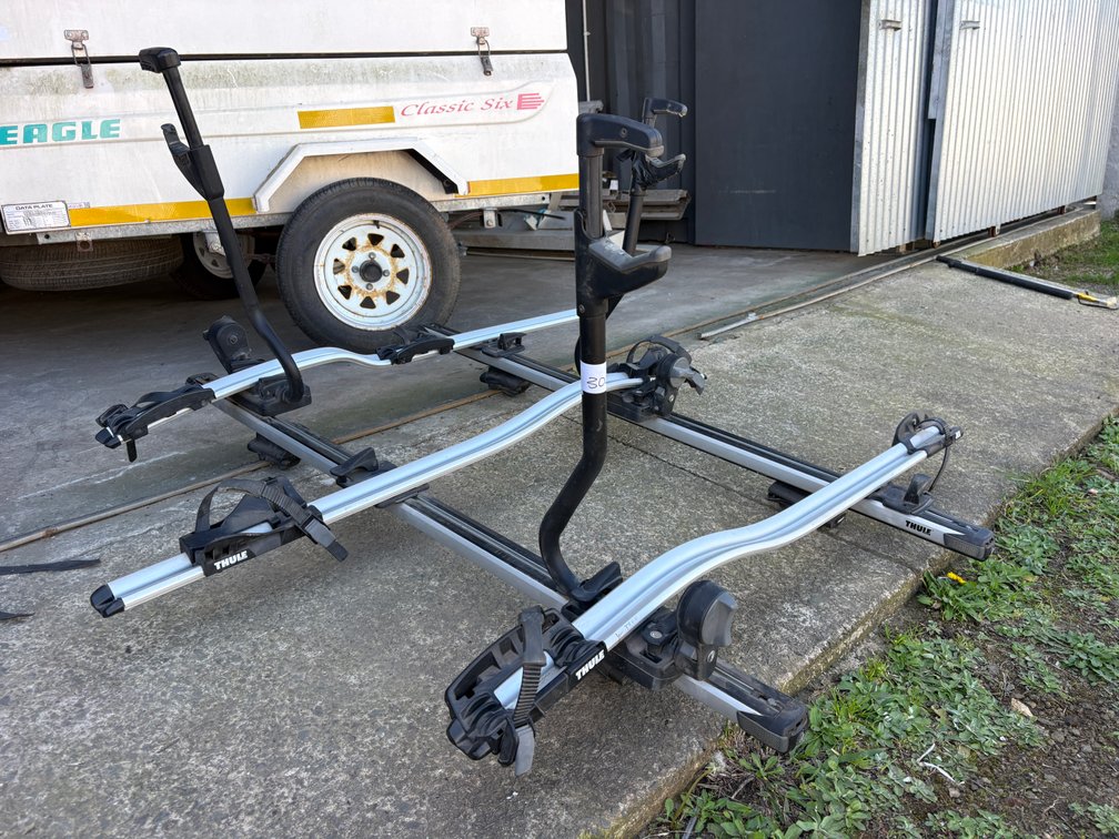 Thule Roof-Rack Bicycle Carrier System – PREMIUM LOT