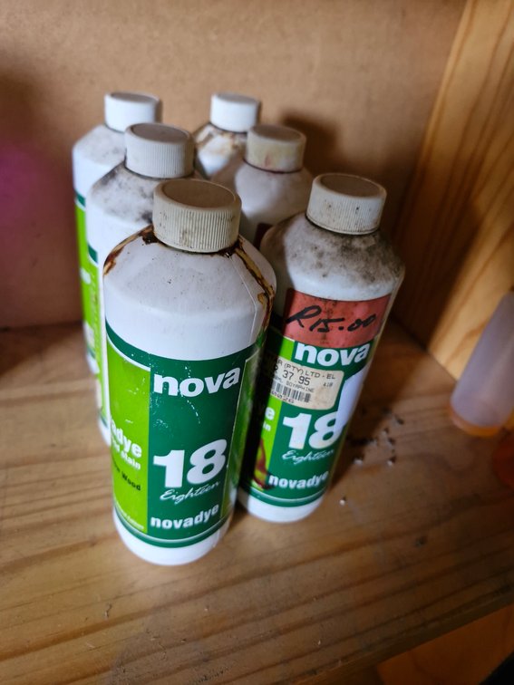 6 Novadye 18 Wood-Stain Bottles