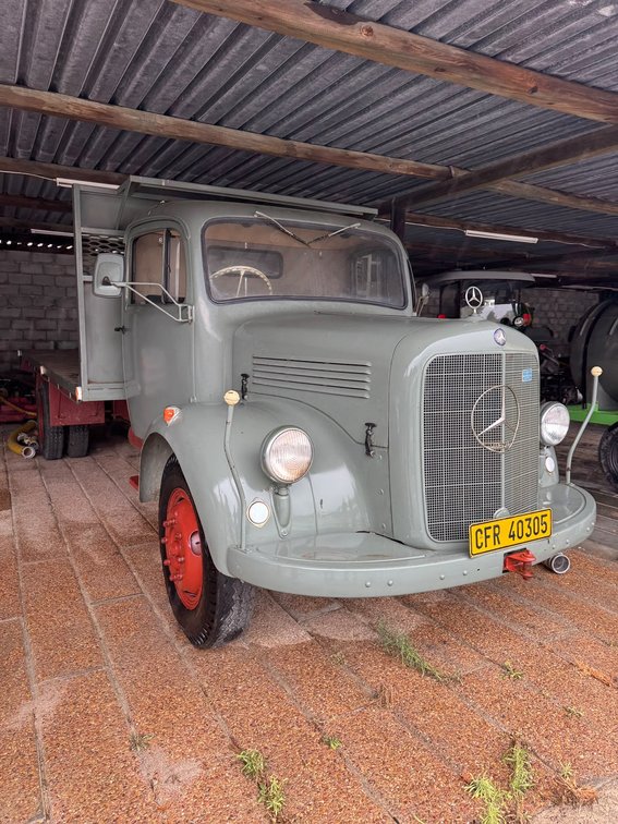 CLASSIC CARS, COLLECTABLES, FORKLIFTS, BOATS & MORE