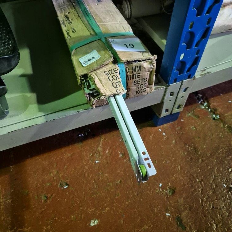 1 Box Drawer Gliders
