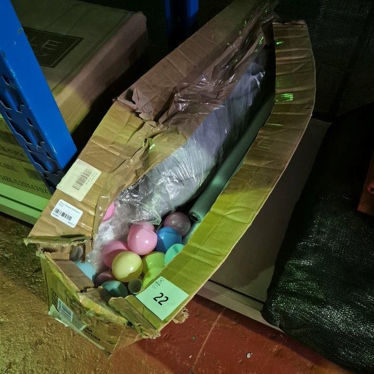 Baby Playpen & Plastic Balls - Unchecked