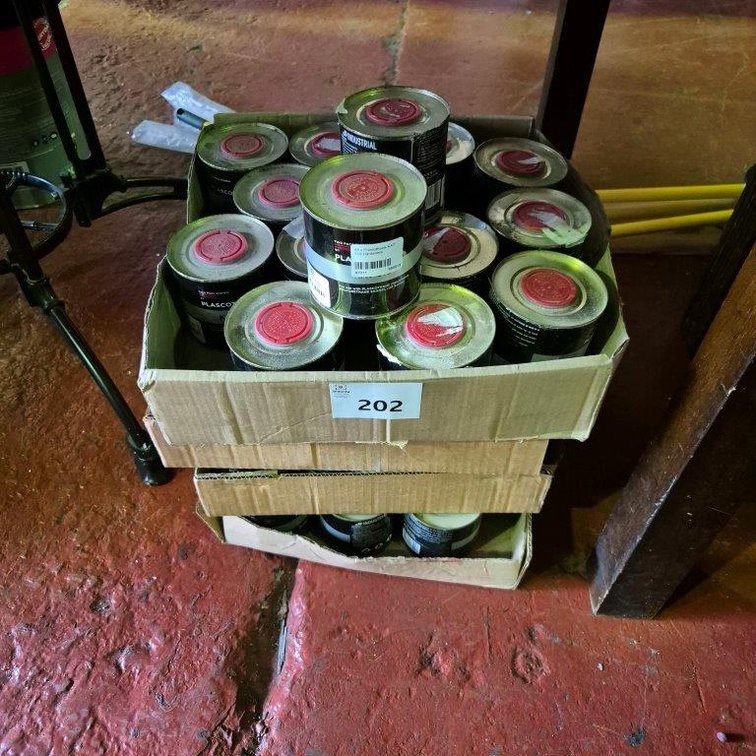 48 x Plastothane KAT 518 Hardeners