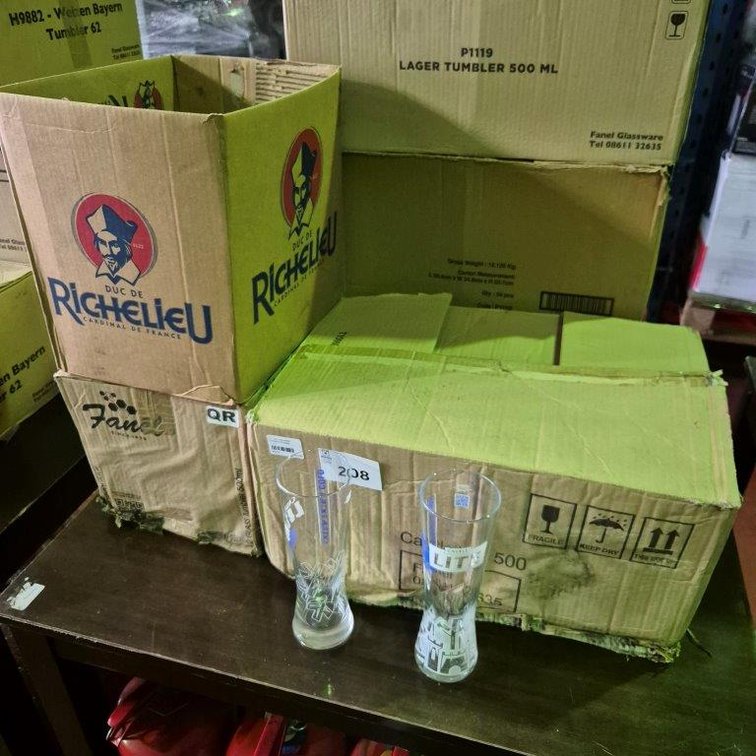 +- 120 x Assorted Draught Glasses