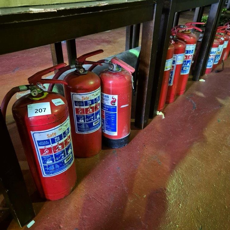 6 x 9Kg Fire Extinguishers