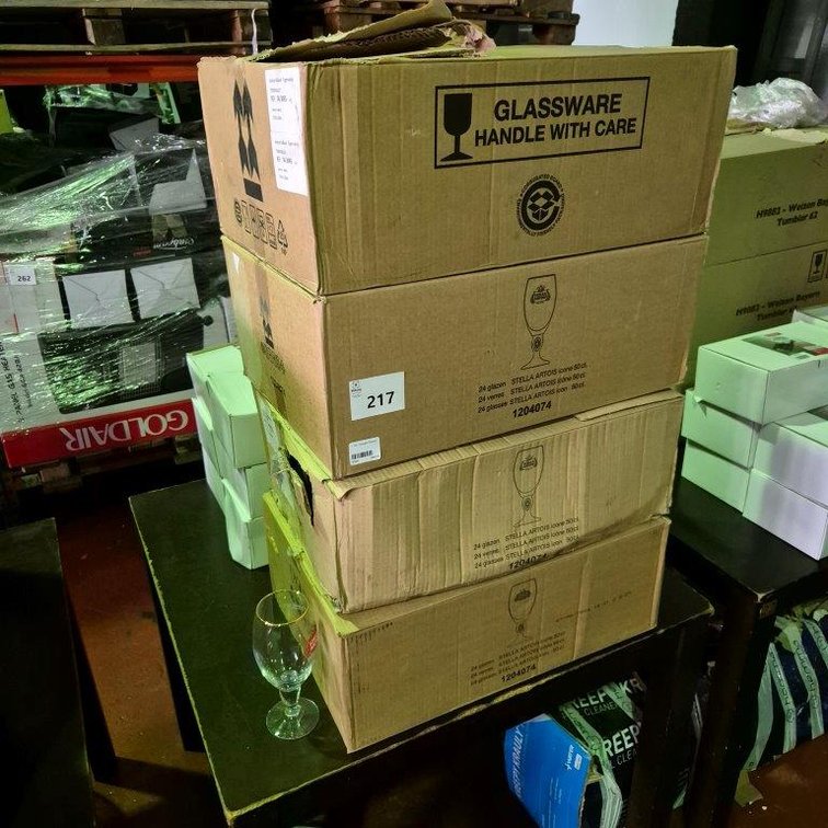 +- 96 x Draught Glasses