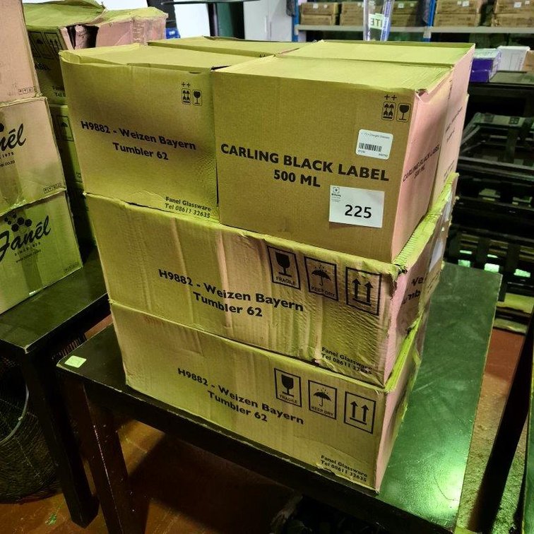 +- 72 x Draught Glasses