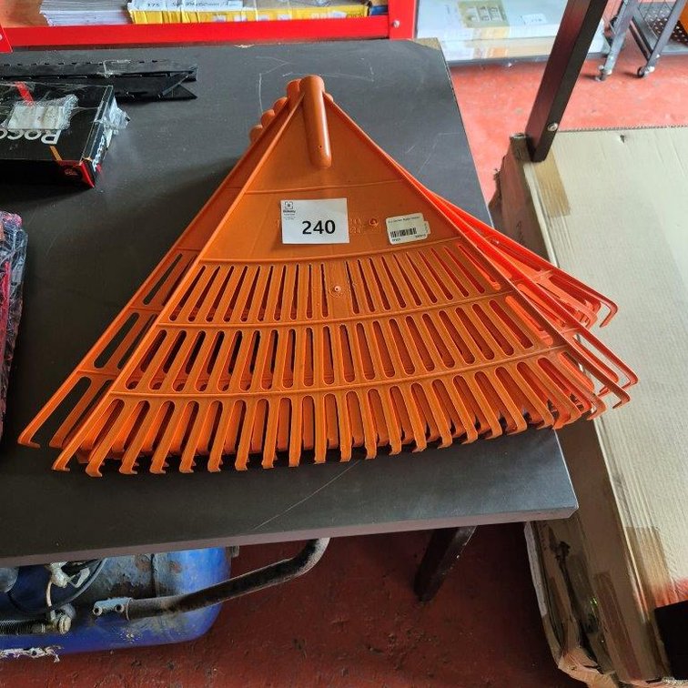 8 x Garden Rake Heads