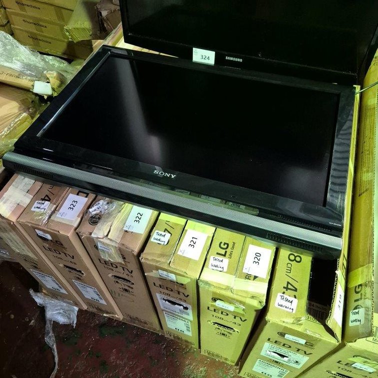 Sony Bravia 40 Inch LCD TV - With Remote - Tested - Working