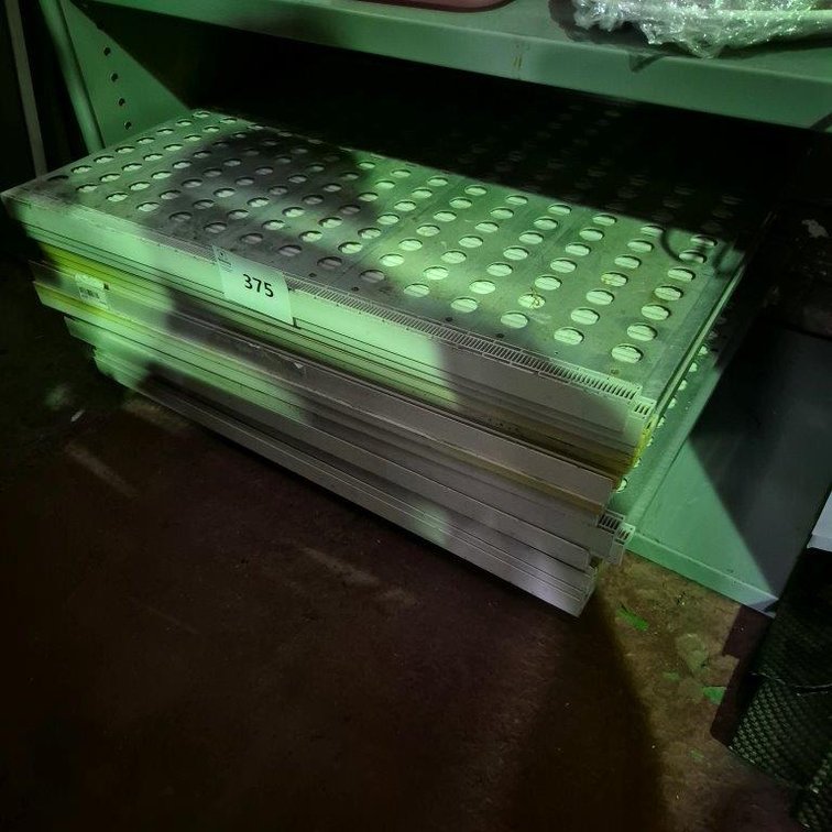 Lot Roller Shelves