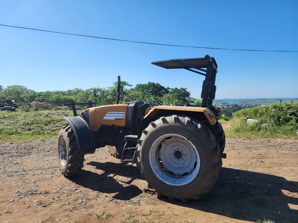 2004 Renault Ceres 355 4x4 
