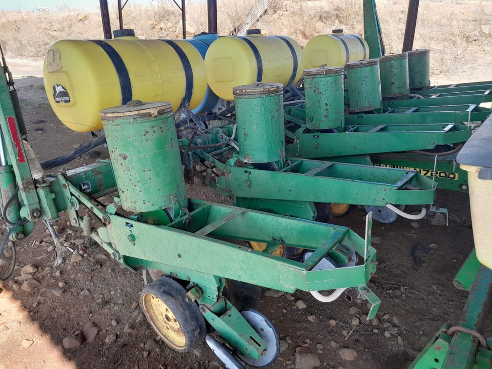 John Deere 7200 6ry 91 cm vloeibaar met spuit
