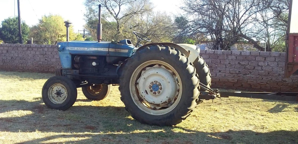 1979 Ford 5000