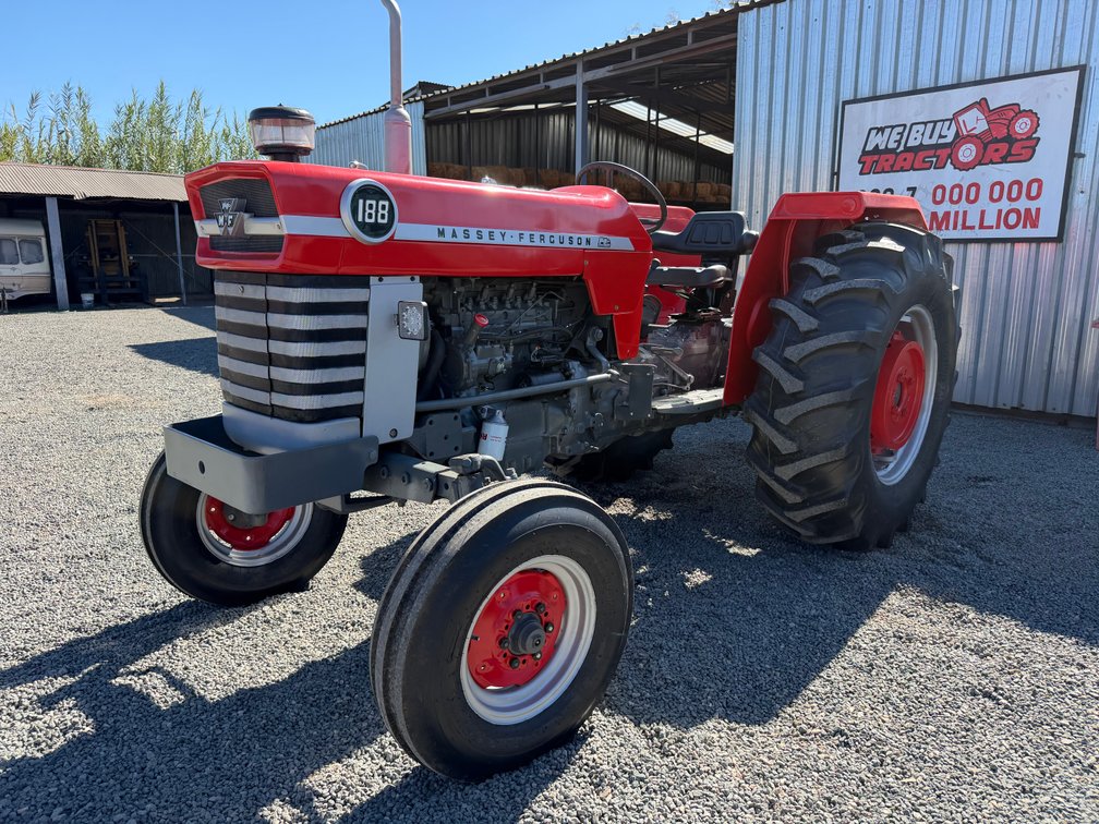 Massey Ferguson 188 Tractor