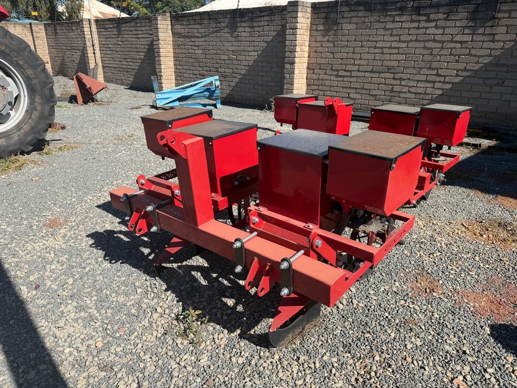 2 row planter