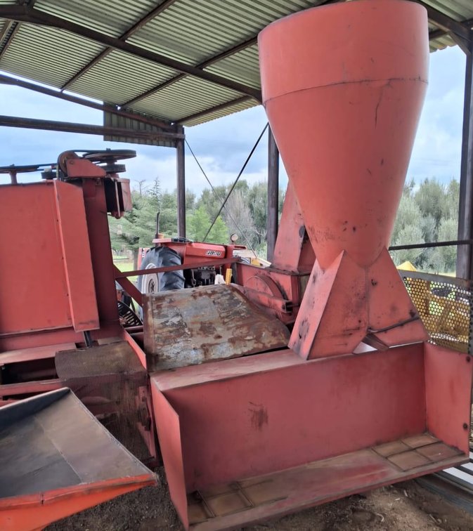 Slattery/Drostky Feed Harvester Implement
