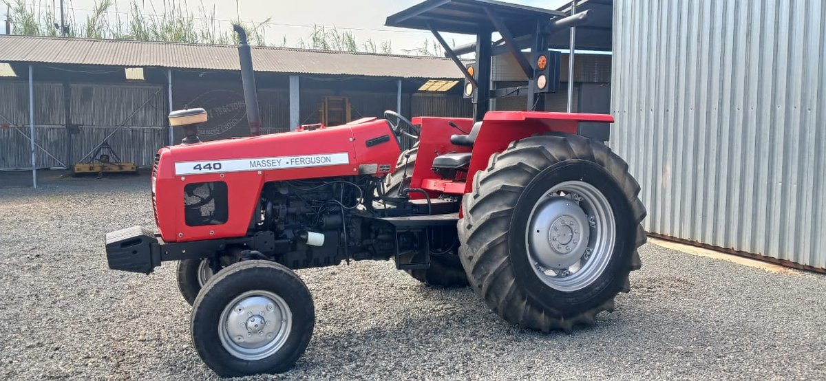 Massey Ferguson 440