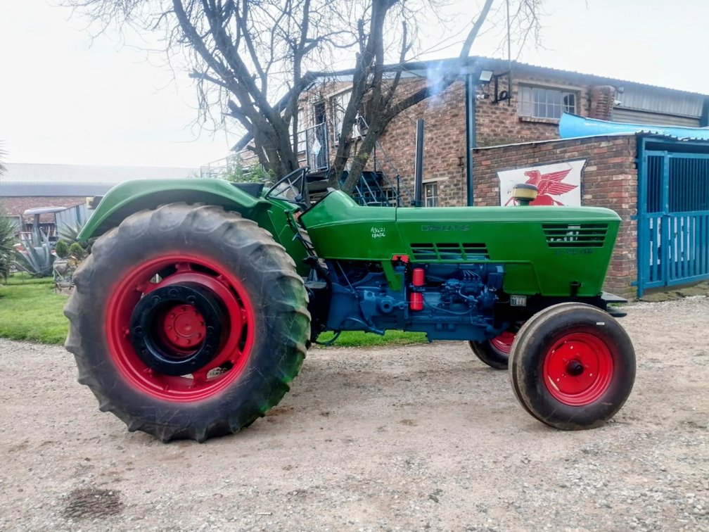 DEUTZ 7206 TRACTOR