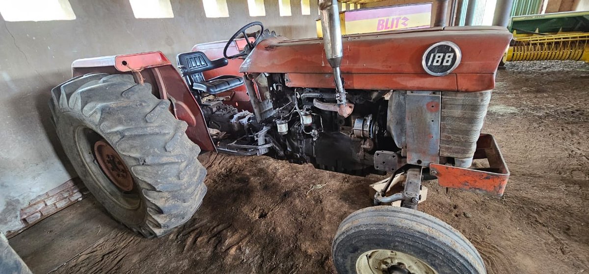 Massey Ferguson 188 Tractor