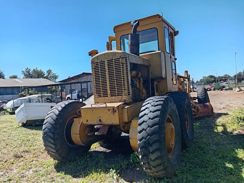 GALION 118B 3 METRE GRADER
