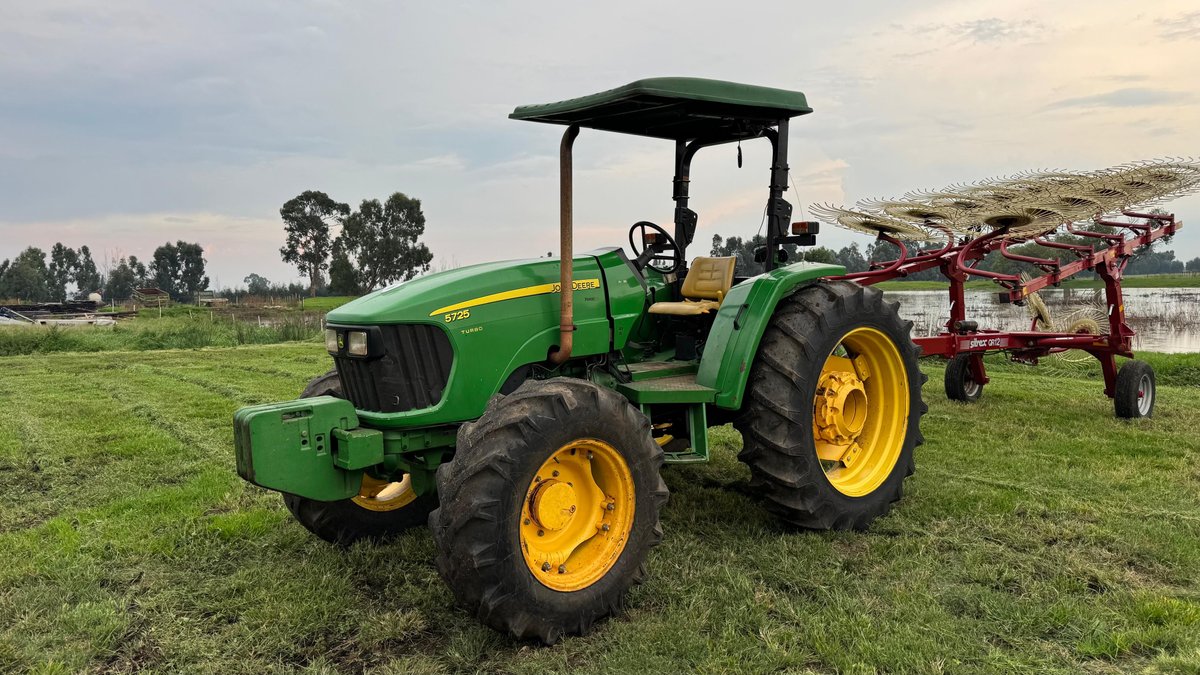 John Deere  Tractor