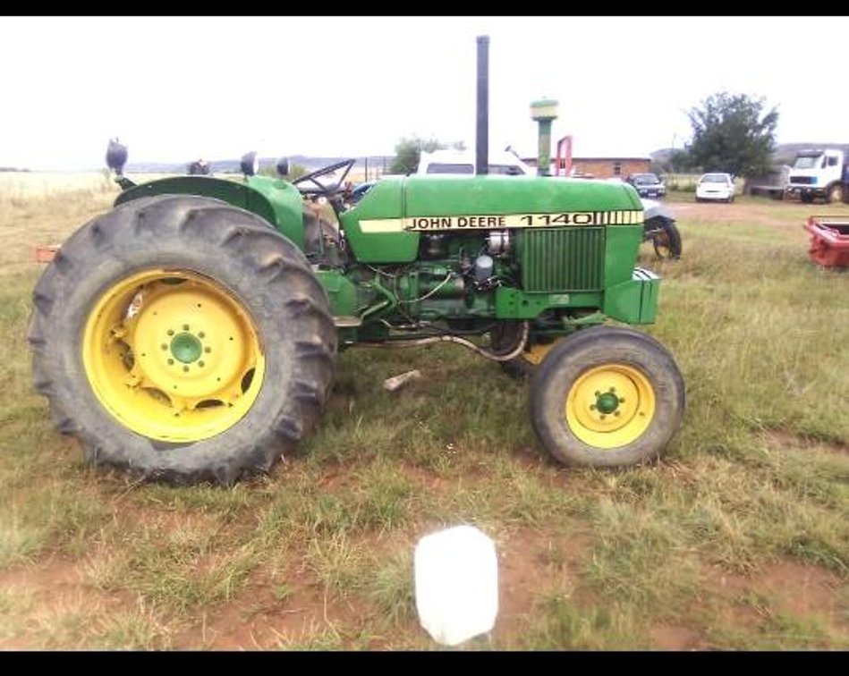 John Deere 1140 Tractor