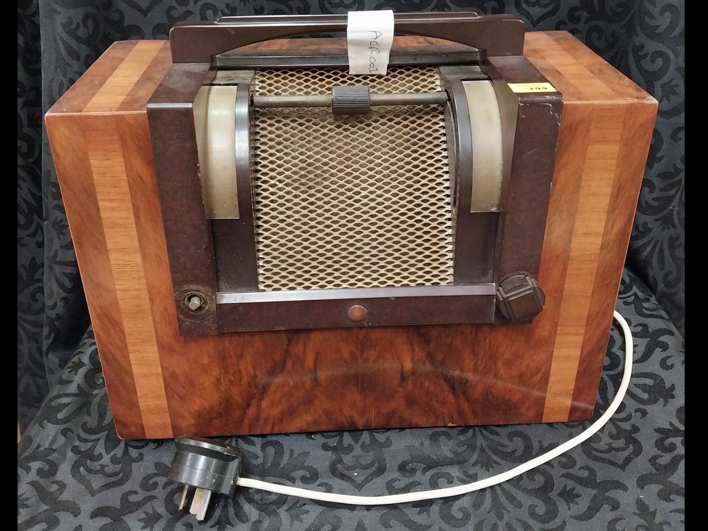 Image for Antiques & Collectables Estate Auction TH240801
