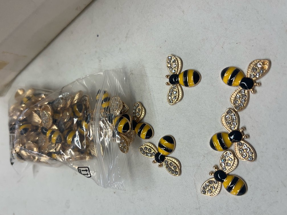 Image for Auckland Beads Store Close Auction 22.4.25 OS132702