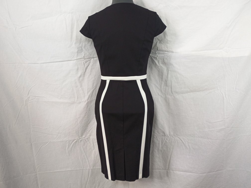 Image for Clothing Auction 26.5.25 MO132709